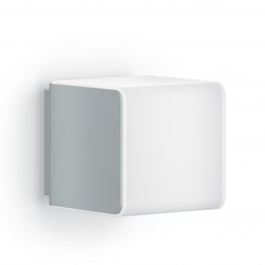 L 830 LED iHF Cubo - Silver